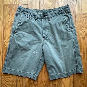 American Eagle Flat Front Navy Long Shorts Sz 33